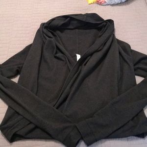 lululemon wrap (with hood)